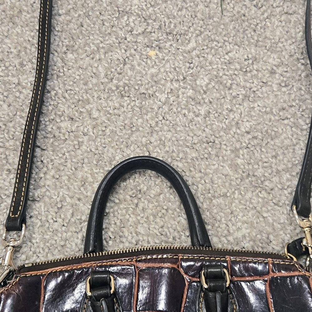 Dooney & Bourke Brown Croc-Embossed Leather Bag - Picture 3 of 12